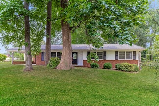 Building Photo - 8609 Lobelia St