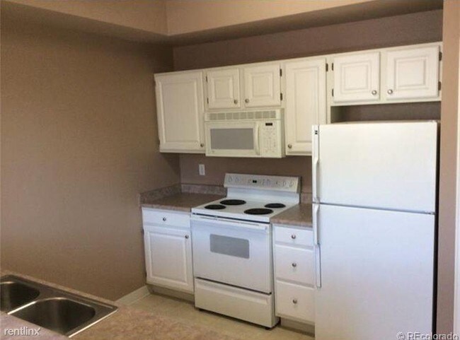 Building Photo - 12928 Ironstone Way