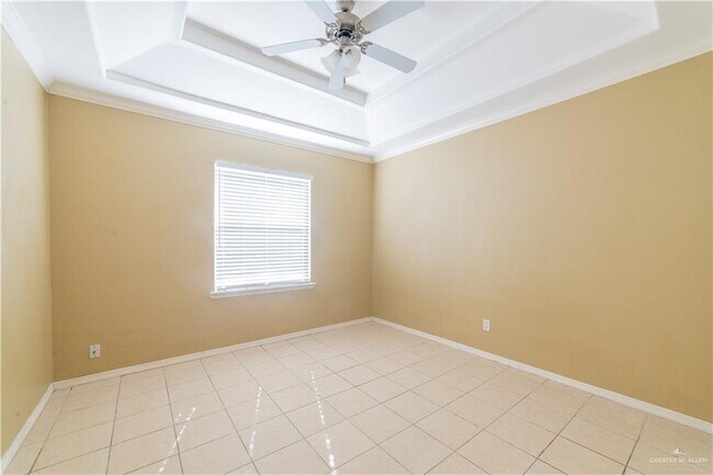 Foto del edificio - 800 W Hall Acres Rd