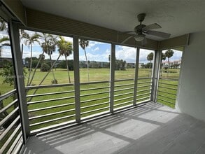 Building Photo - 903 Cypress Terrace