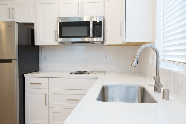 Foto del edificio - 15042 Cullen St