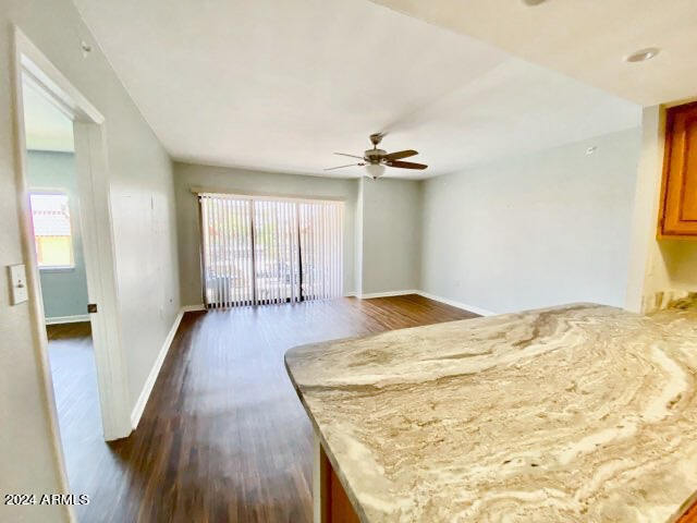 Foto del edificio - 10330 W Thunderbird Blvd