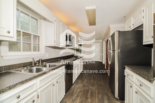 Foto del edificio - 512 Smith's Market Rd