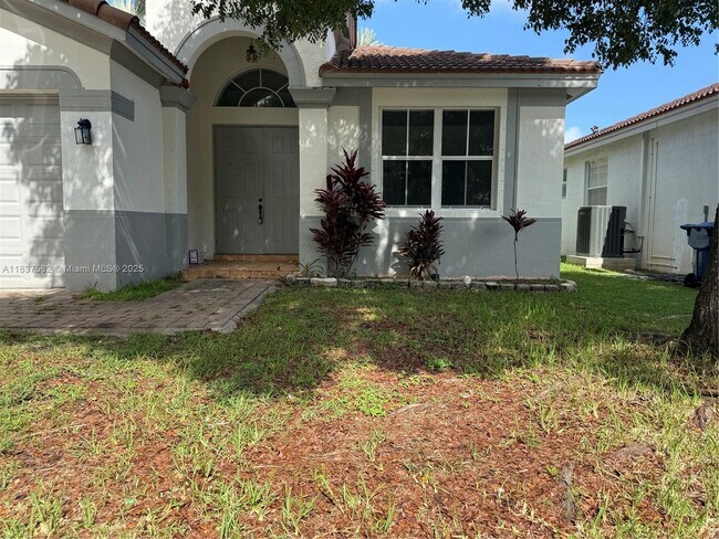 Foto del edificio - 24301 SW 107th Ave