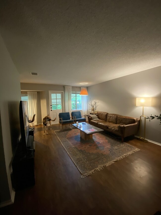 Living Room - 6801 Shier Cove
