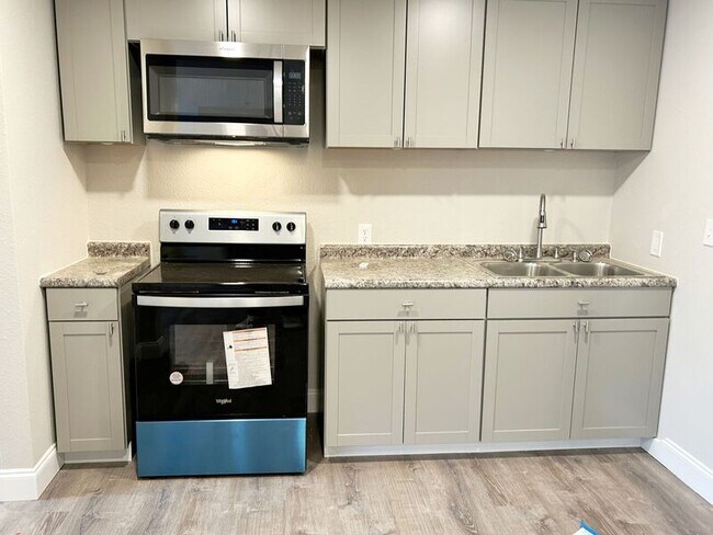 Foto del edificio - 532 Athens Ct