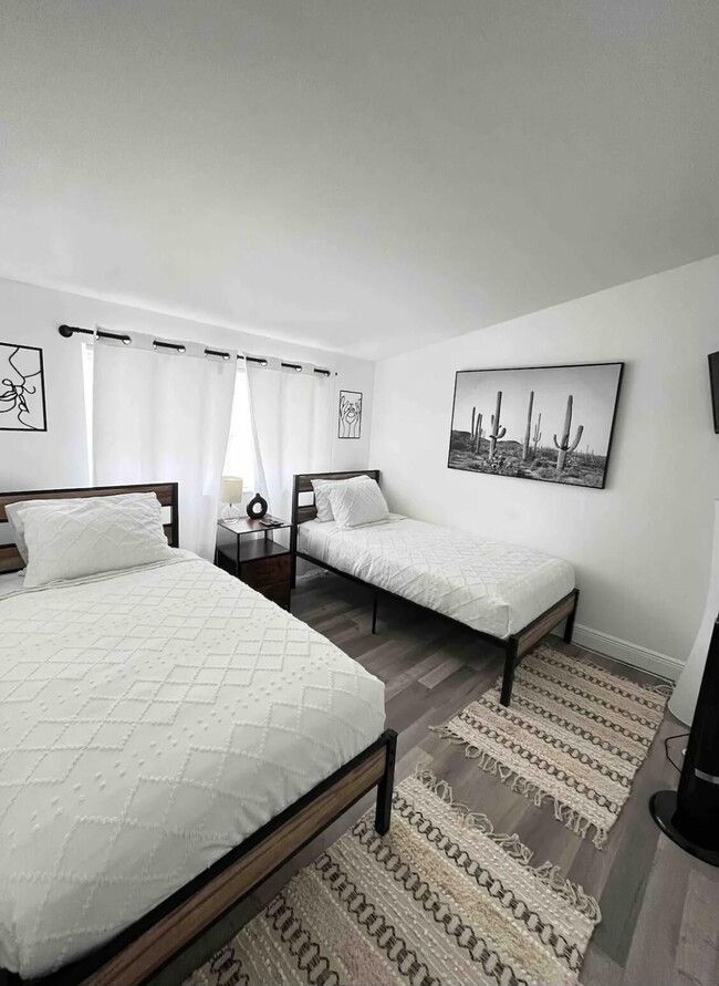 Foto del edificio - 3603 Townhouse Ct