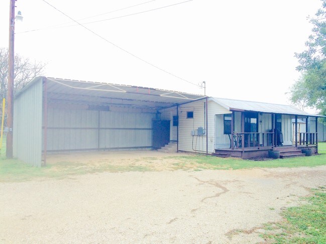 Building Photo - 18700 San Marcos Hwy