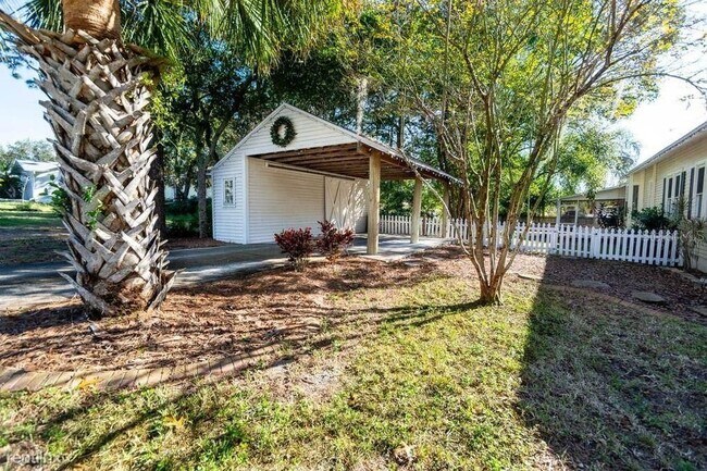 Building Photo - 3 br, 2 bath House - 1302 E Court St