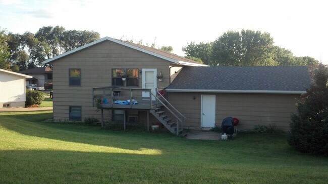 Parte trasera de la casa - 1038 Terrace Dr