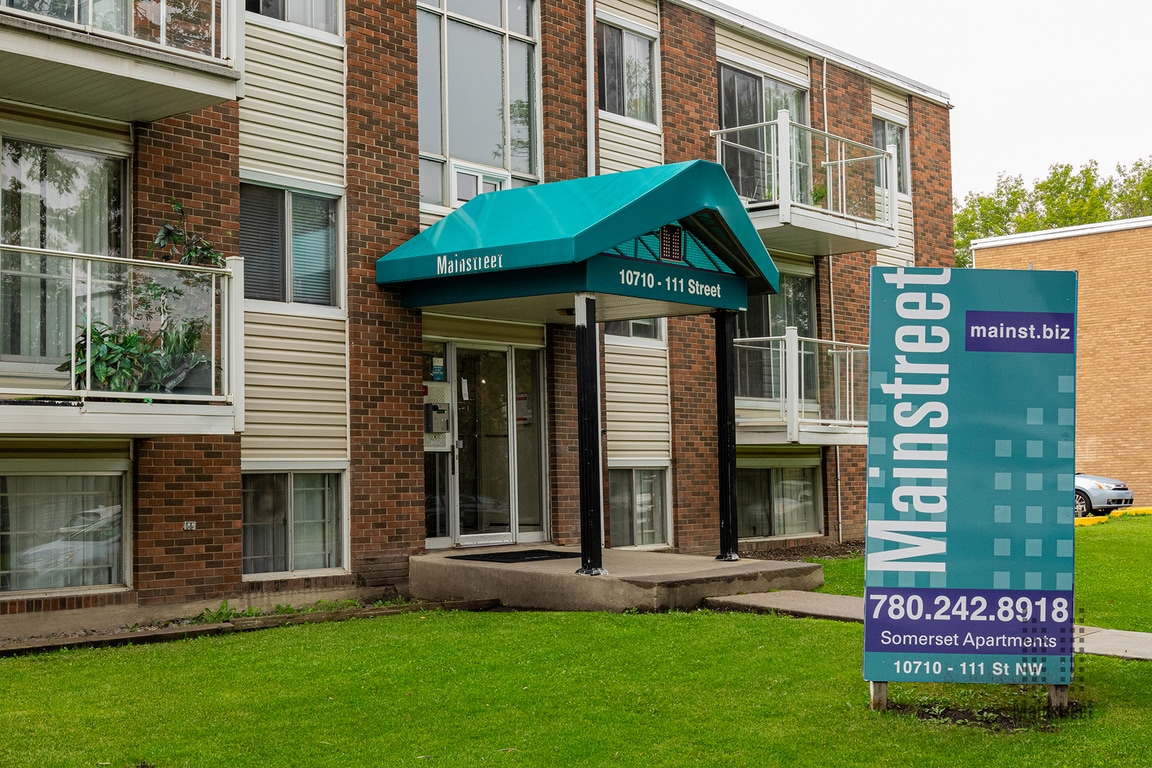 Primary Photo - Somerset Apartments