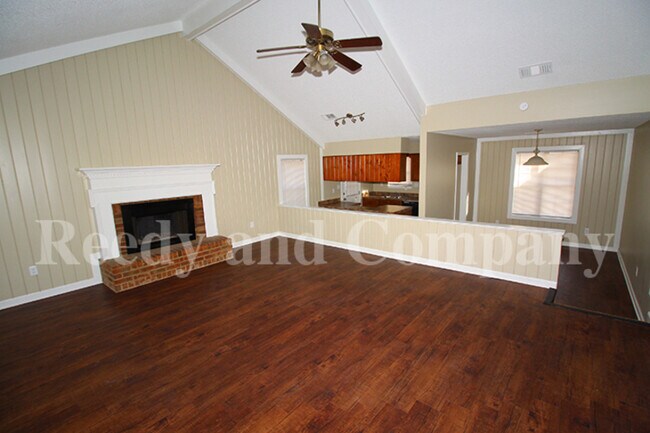 Building Photo - 6674 Chauncey