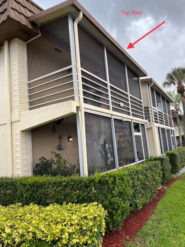 83 Saxony B, Kings Point, FL 33446 Condo for Rent in Kings Point, FL