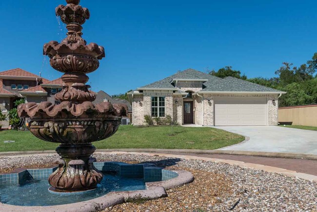 Building Photo - 6460 Bell Pointe