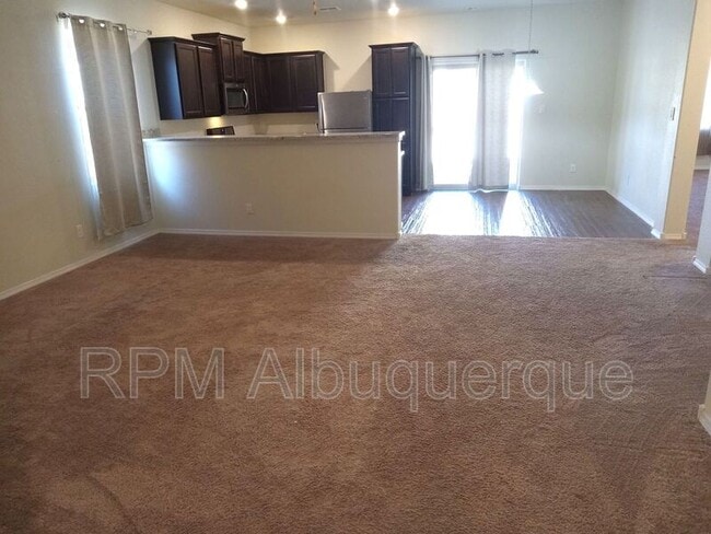 Foto del edificio - 10043 Sacate Blanco Ave SW