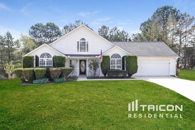 Building Photo - 2051 Meadowglen Ln