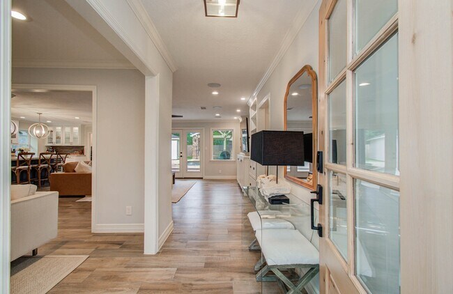 Foto del edificio - 422 Wycliffe Dr