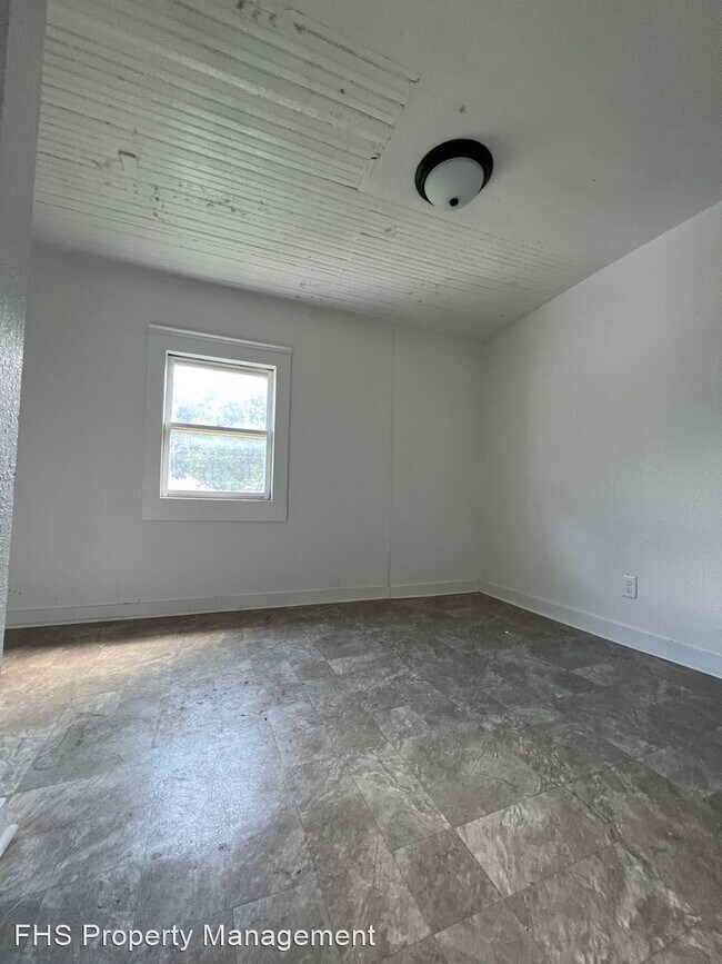 Foto del edificio - 1 br, 1 bath House - 1032 E Commercial Unit C