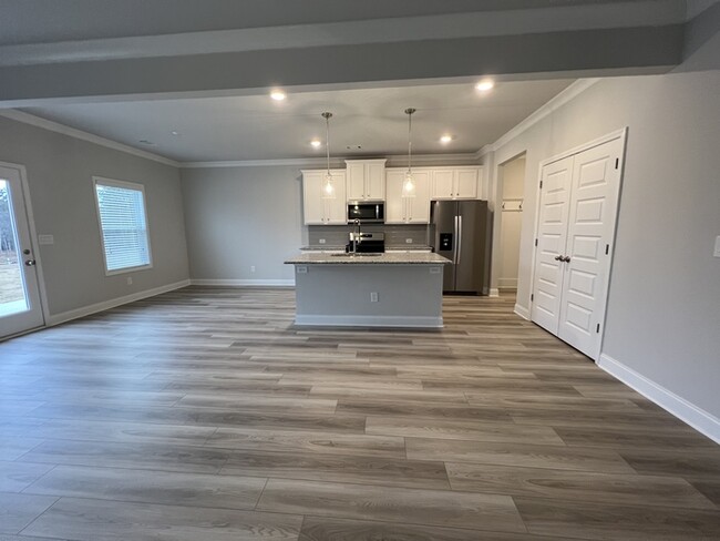 Building Photo - 3161 Westgate Pk Dr