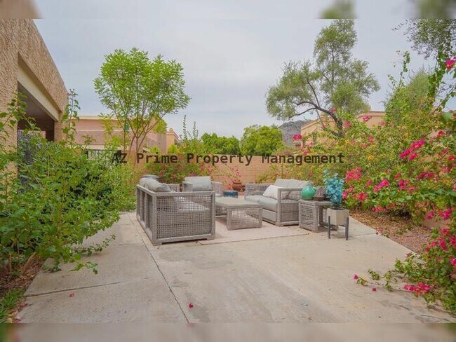 Foto del edificio - 10407 N 10th Pl