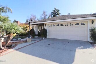 Building Photo - 3874 Coronado Cir