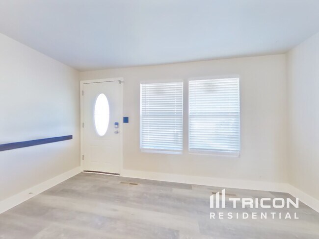 Foto del edificio - 9972 S 730 E