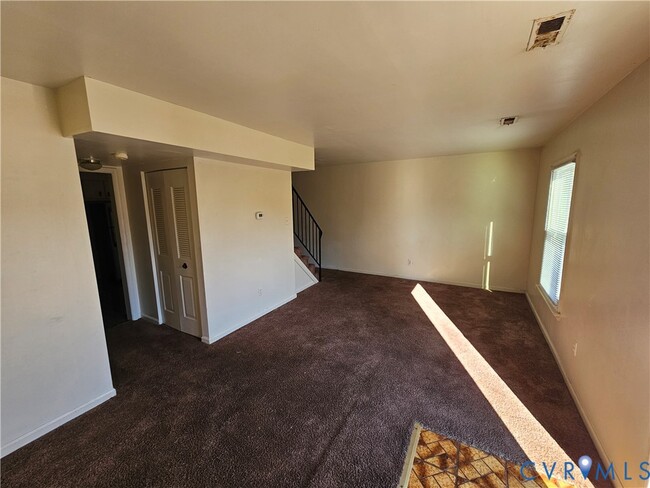 Building Photo - 231 Knightsmanor Ct