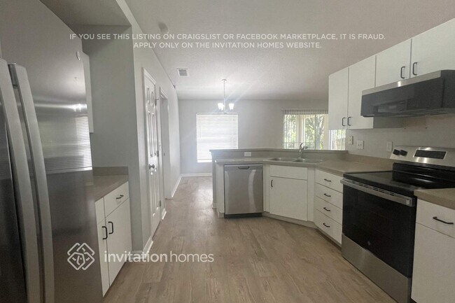 Foto del edificio - 945 Park Valley Cir