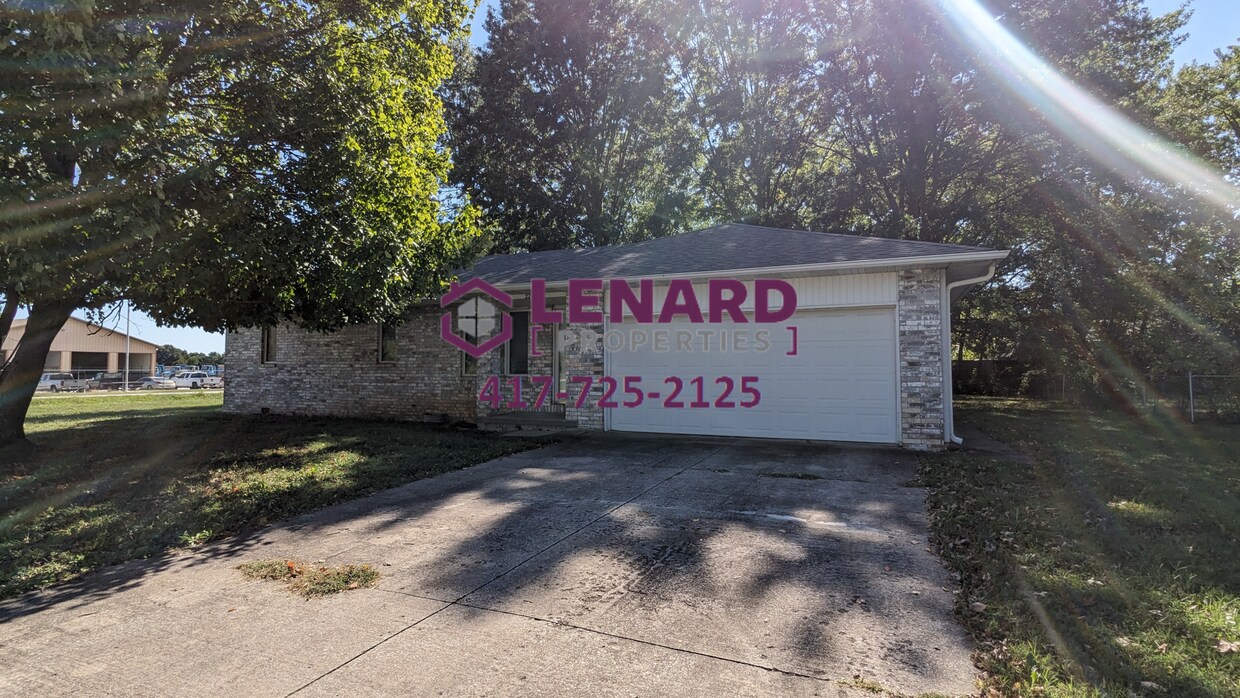 Primary Photo - 3 Bedroom Home Ready for Move In!