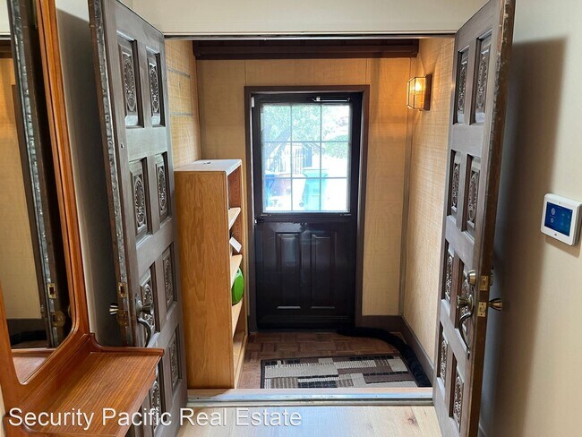 Building Photo - 3 br, 2 bath House - 3676 Victor St.