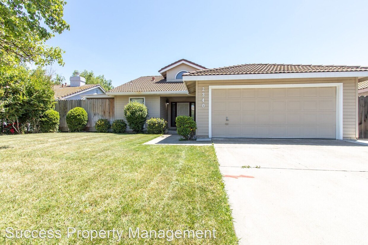 Primary Photo - 3 br, 2 bath House - 2340 Floyd Avenue