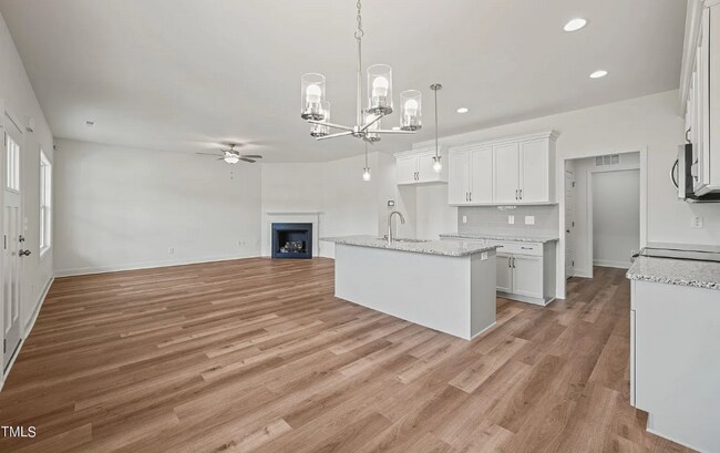 Foto del edificio - 148 Harmony Trl