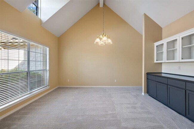 Foto del edificio - 303 Tellus St