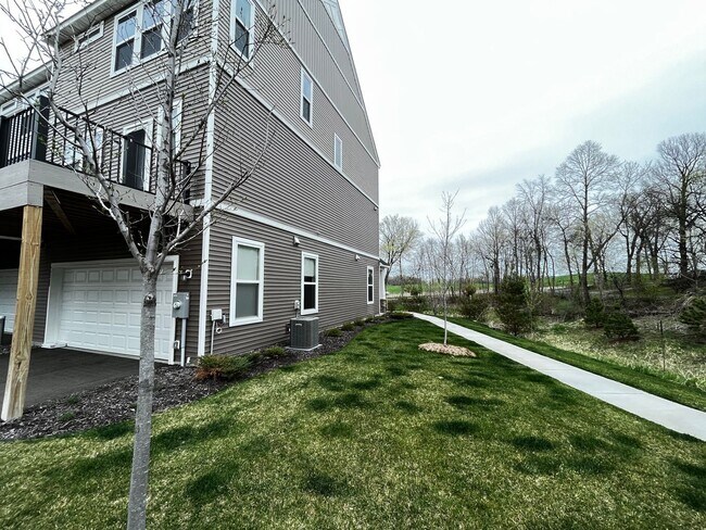 Foto del edificio - 5228 Hampton St NE