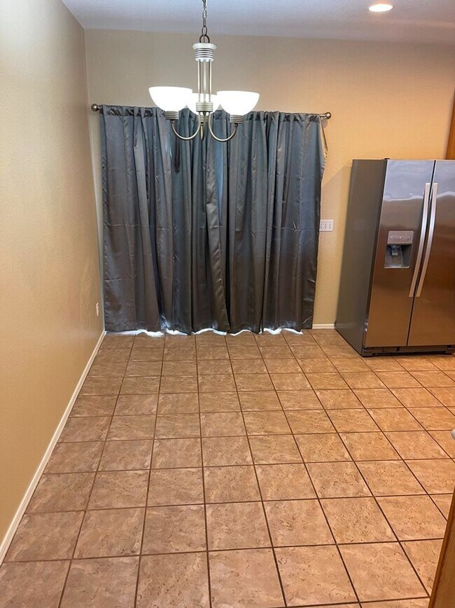 Foto del edificio - 4 bedroom 2 bath home in Rancho Gabriella