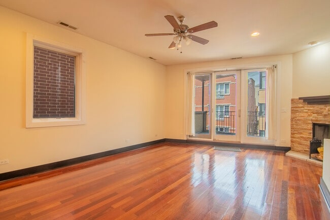 Foto del edificio - 1531 W Fry St