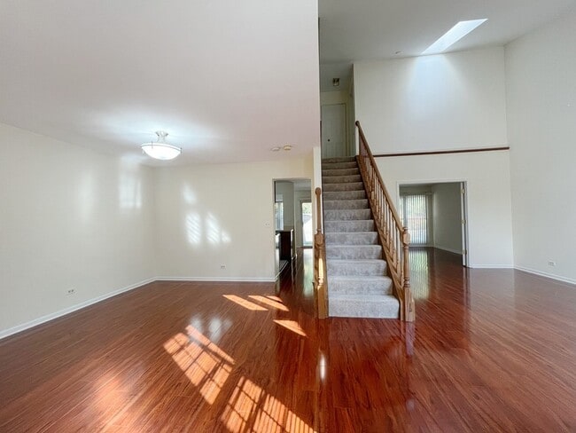 Foto del edificio - 312 Spring Creek Cir