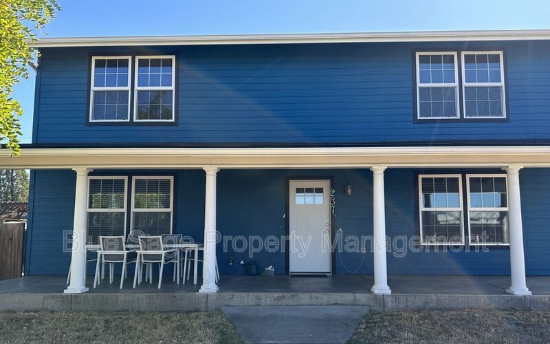 237 W Alder St, Sequim, WA 98382 House Rental in Sequim, WA