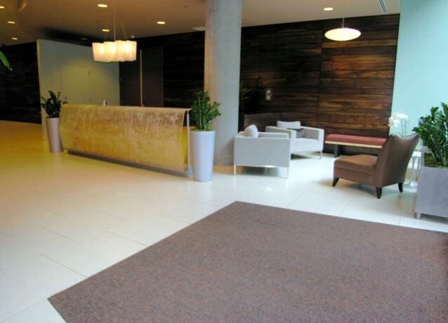 Building Photo - Wonderful Two story Penthouse Condo! Water...
