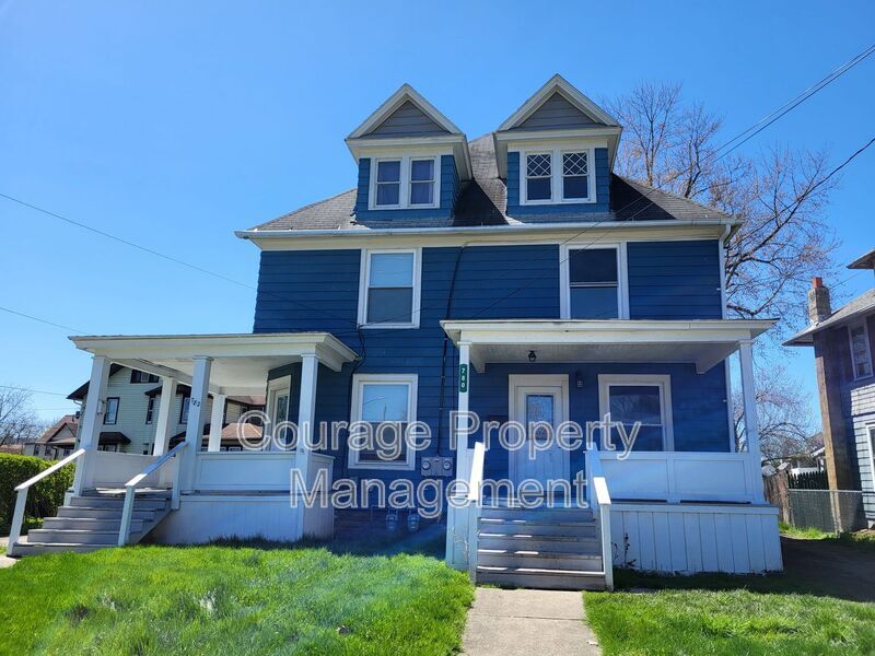 Primary Photo - 780 Maple Ave