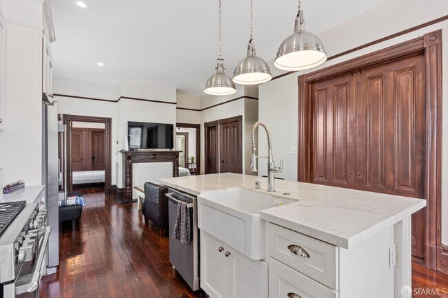 Foto del edificio - 2215 Blake St