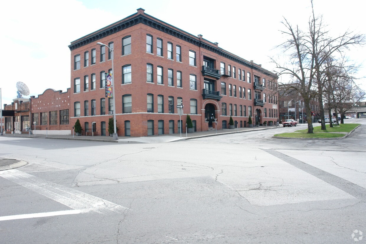 Buena Vista Apartments in Spokane, WA
