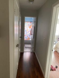 Bathroom Hallway with two closets - 605 Grove