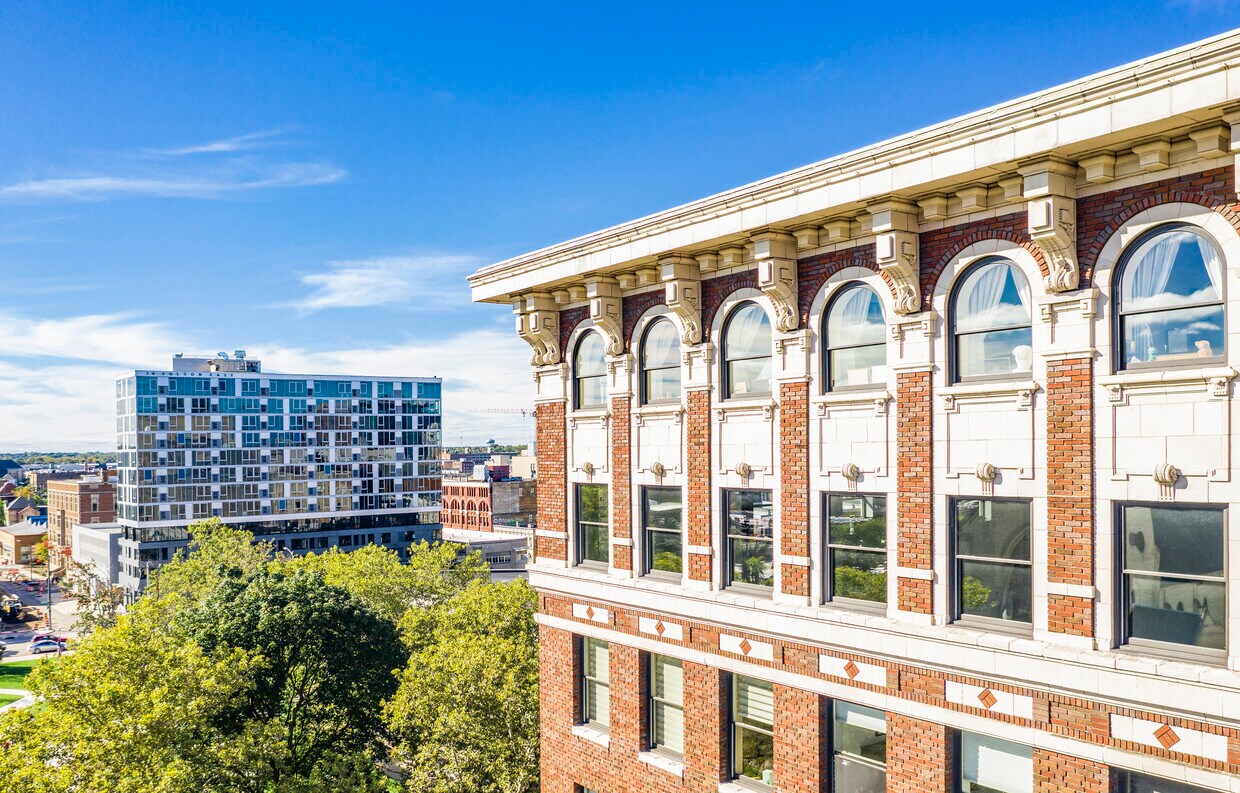 27 Library St NE Unit 401, Grand Rapids, MI 49503 Condo for Rent in