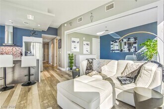 Building Photo - 4471 Dean Martin Dr