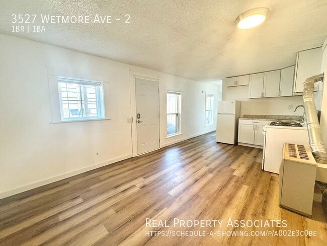 Building Photo - Quiet & Spacious 1 Bedroom in Everett!