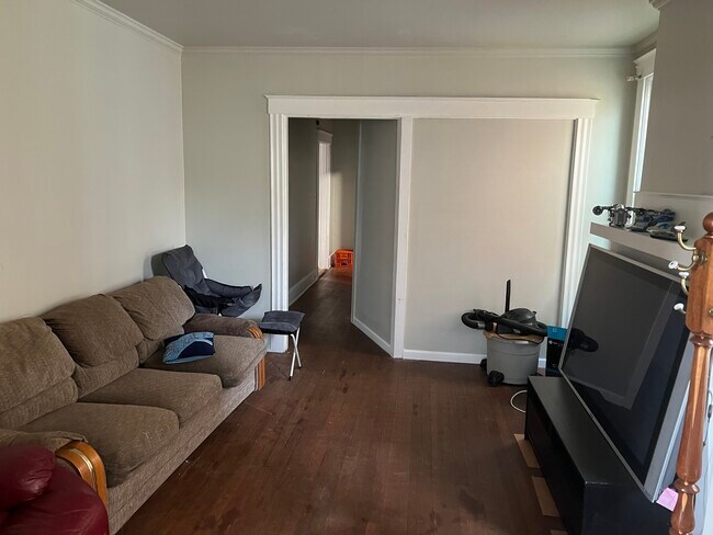 Foto del edificio - 527 Fortune Ave