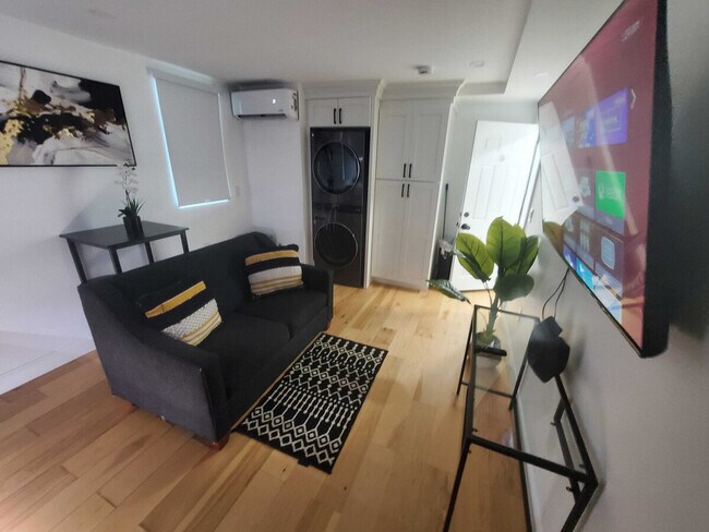 Foto del edificio - 919 Atwells Ave