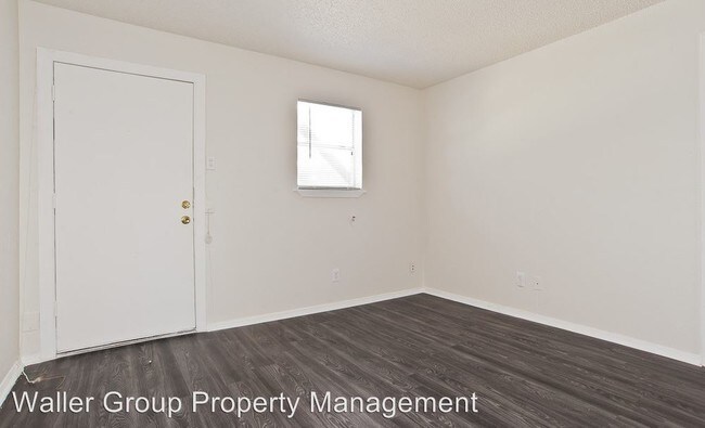 Foto del edificio - 2618-2618 Jeffries St