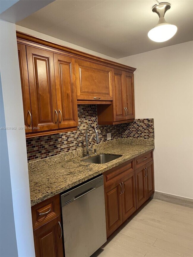 Building Photo - 151 SW 135th Terrace